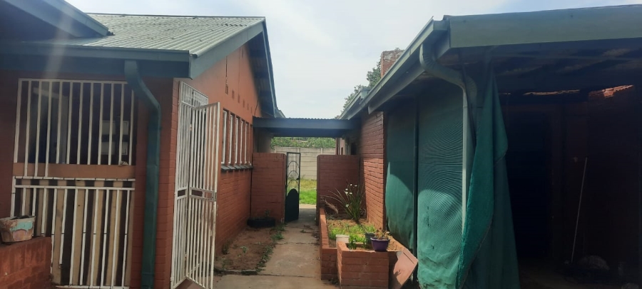 3 Bedroom Property for Sale in Odendaalsrus Free State